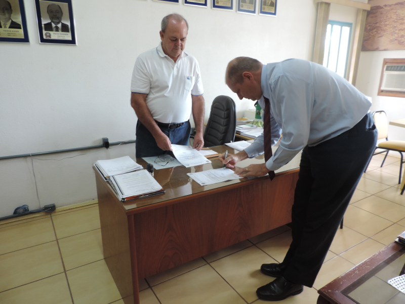 Delegado Regional da Receita Federal Visita Gabinete do Prefeito